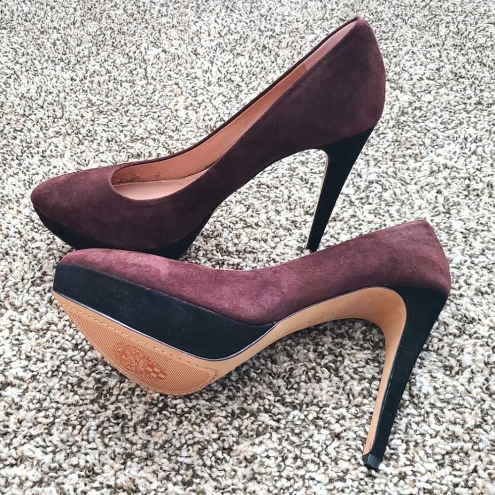 Vince Camuto Burgundy Wine Color Suede Stiletto Heels Size US 9